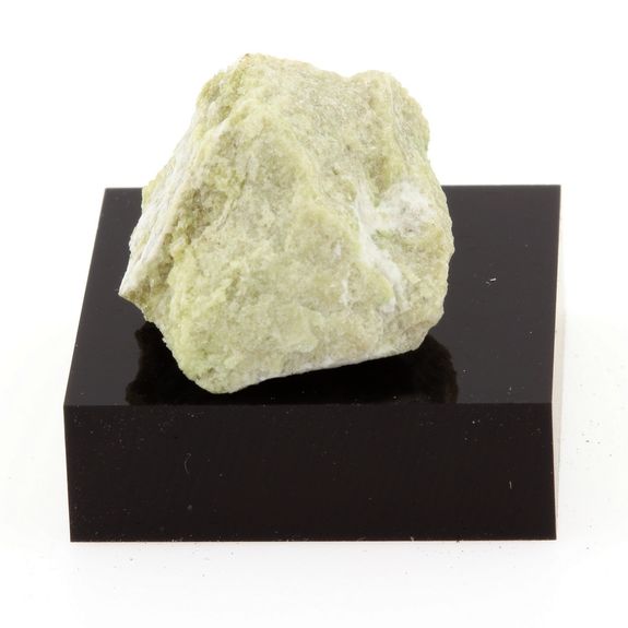 Vesuvianite. 43.3 ct.