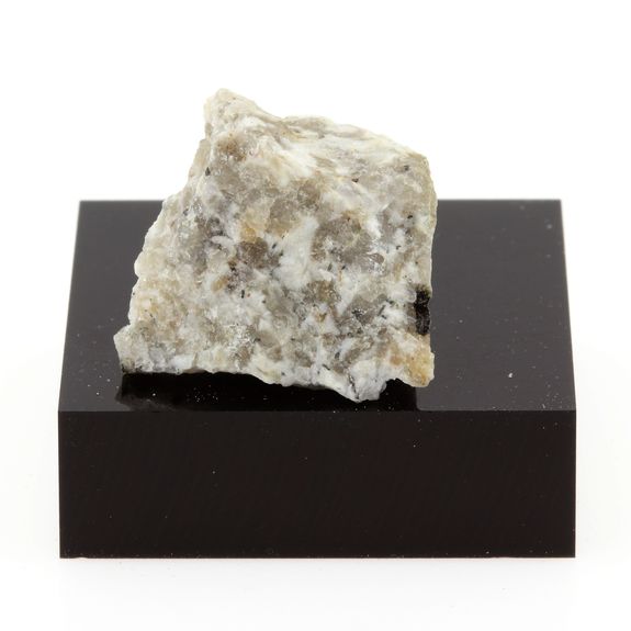 Monticellite. 17.7 ct.