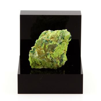 Gillardite + Gaspéite + Gypsum
