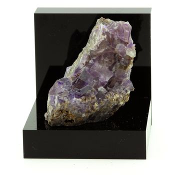 Purple fluorite with zonation