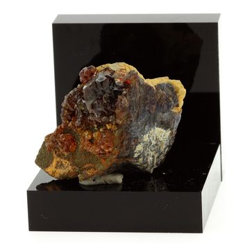Sphalerite (Blende) + Siderite.