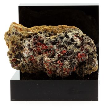 Cinnabar on Baryte.