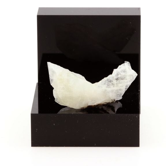 Apophyllite. 12.11 ct.