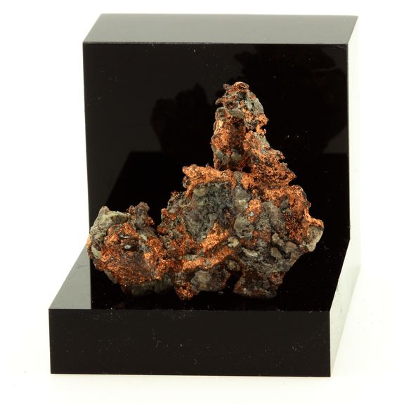 Cuivre natif. 88.09 ct.