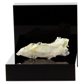 Quartz cristal de roche. 95.1 ct.