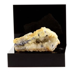 Quartz et Galène. 455.2 ct.