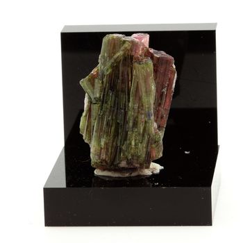 Tourmaline Elbaite. 74.72 ct.