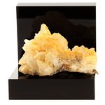 Calcite. 625.4 ct.