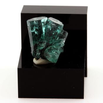 Emeraude. 7.44 ct.