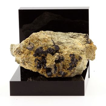 Grenat Melanite. 311.4 ct.