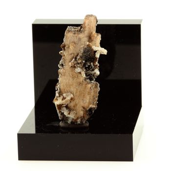 Phillipsite pseudo. après Serandite, Genthelvite, Gaidonnayite. 42.19 ct.