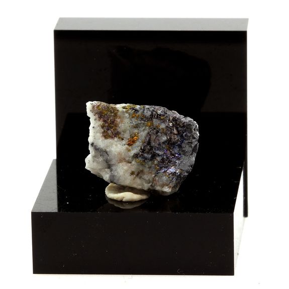 Chalcopyrite. 21.50 ct.