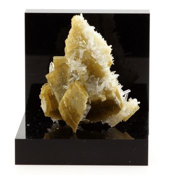 Siderite, Quartz.