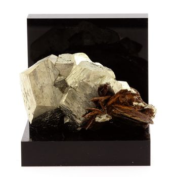 Pyrite, Siderite.