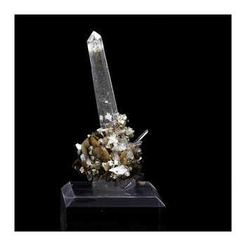 Quartz, Pyrite, Siderite. 207.4 ct.