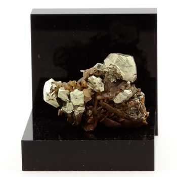 Siderite, Pyrite, Quartz.