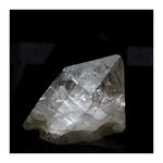 Quartz. 372.6 ct.