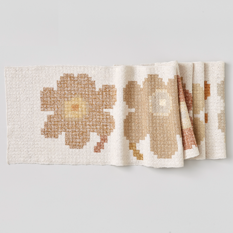 Sophie Digard scarf - hand crocheted - 100 % pure linen