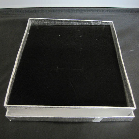 Lot of 12 Jewels Boxes