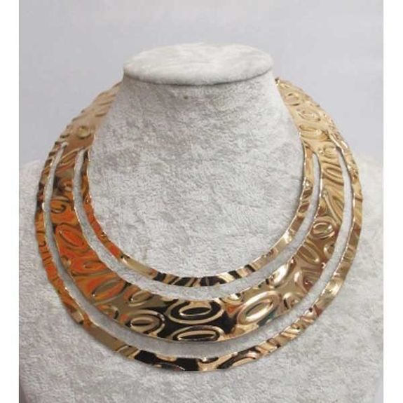 collier torque ethnique doré du grossiste - Main Image