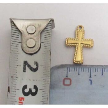 Metal cross pendant