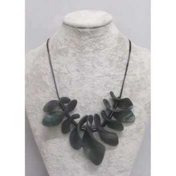 Bijoux cordon pendentif acrylique vert