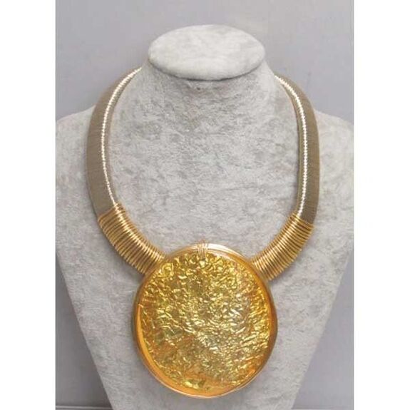 gold colored jewelry circle pendant