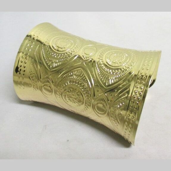 Le Bracelet manchette