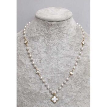bijoux chaine perle trefle nacre en acier