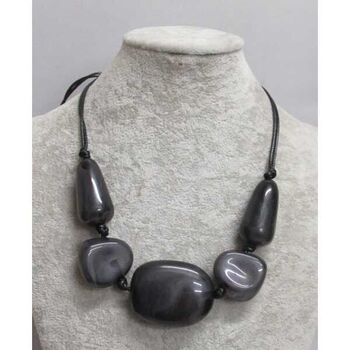 black resin pebble and wire necklace