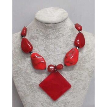 Women's necklace, resin, red pebbles