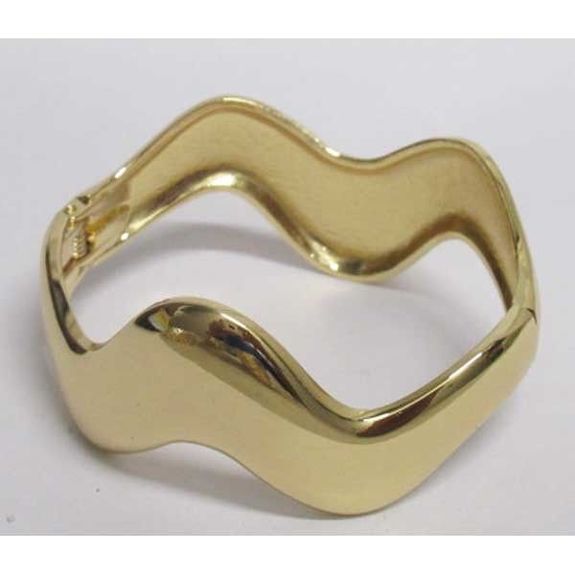 wave bracelet in gold