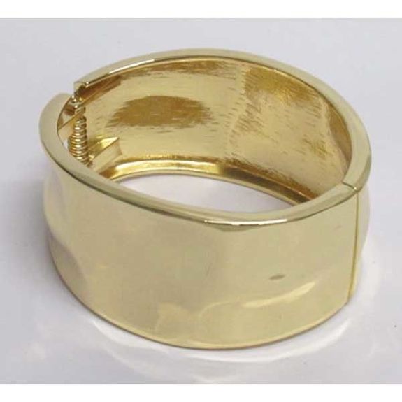 smooth gold bracelet