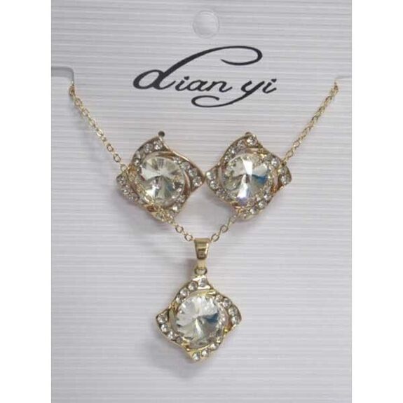 bijoux parure cristal orné de strass