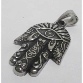 pendentif main et oeil en acier