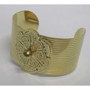 Gold-plated steel bangle with mandala flower