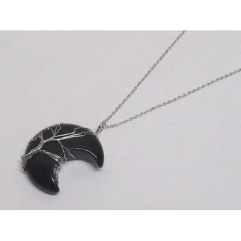 bijoux croissant onyx noir sur chaine acier