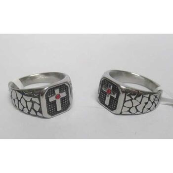 bague croix cristal rouge homme