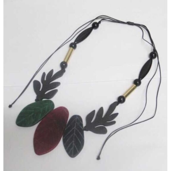 Bijoux collier feuilles bois
