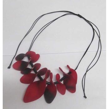 Geometric shape blue wood necklace jewelry