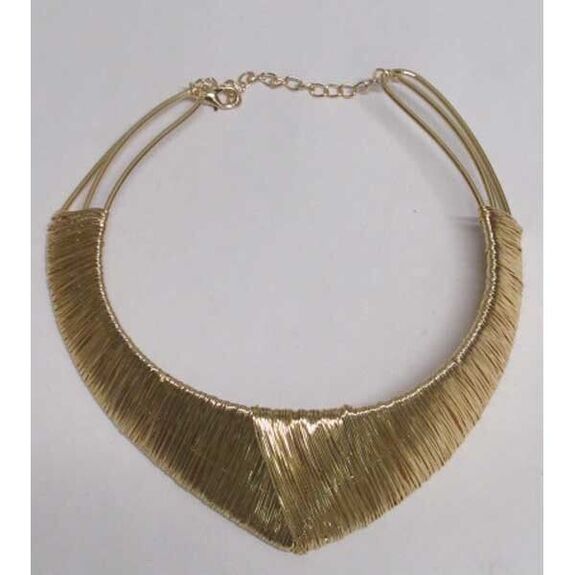 extravagant gold necklace jewelry