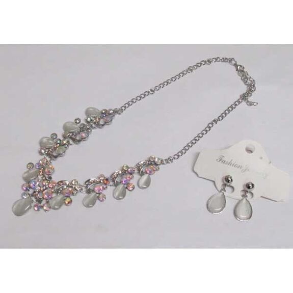 jewelry necklace tears cat's eye leaf