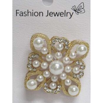broche medaillon doré perle
