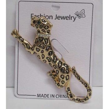 broche leopard en action