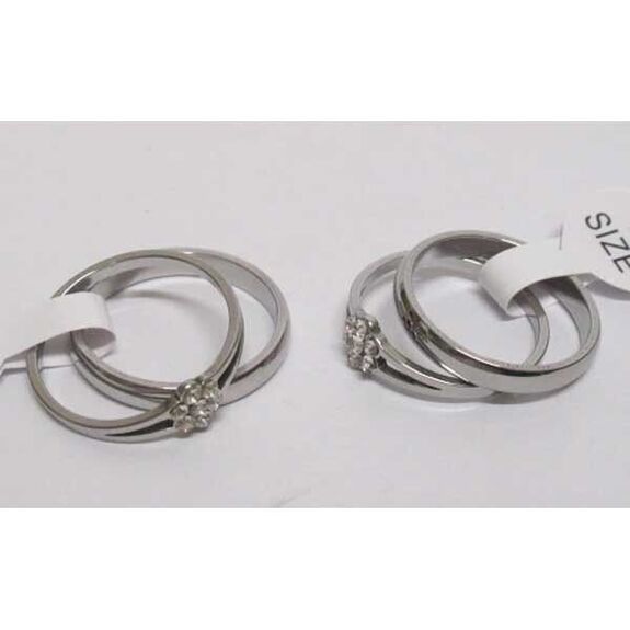 Duo ring and rhinestone solitaire in steel