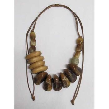 Women's jewelry made of brown wood and resin