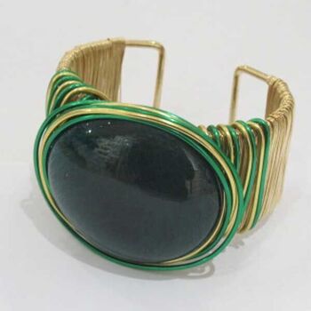 bijoux spirales résine vert sur bracelet doré