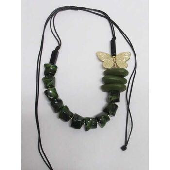 Résine en vert rondelles bois et papillon bijoux