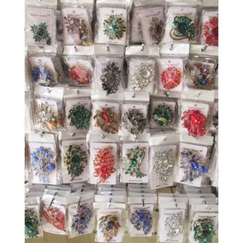 bijoux broches vendu en lot