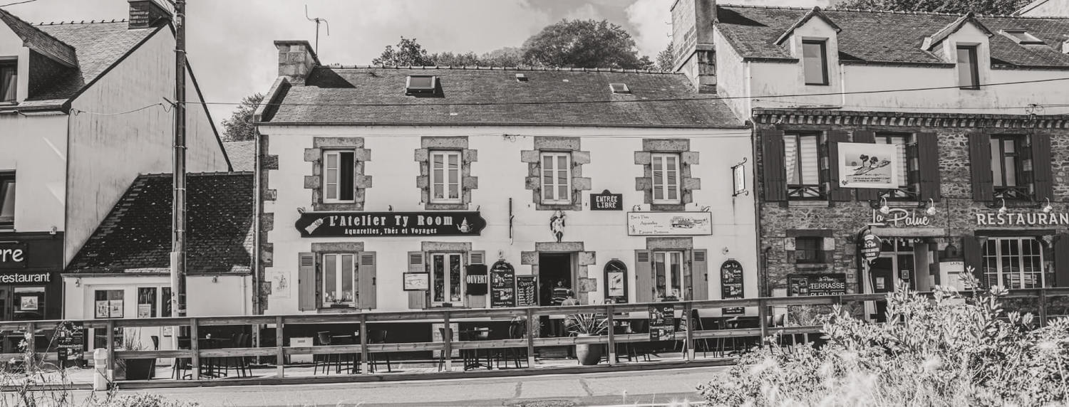 <h2>Bienvenue à l’Atelier Ty Room</h2>Situé dans un petit coin du Finistère Nord, sur le port de l'Aber Wrac'h, l'Atelier Ty Room vous accueille depuis 2010 en plein coeur du pays des Abers à 20mn de Brest